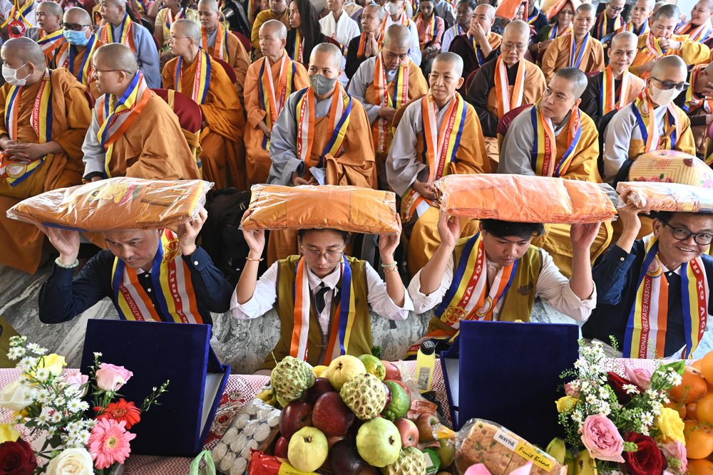 ภาพ No.284059:วันที่ 5 พฤศจิกายน พุทธศักราช 2568 กฐินสมทบวัดต่างประเทศ โดยคณะศิษยานุศิษย์ บูชาธรรม 81 ปี หลวงพ่อธัมมชโย ณ วัดพุทธนานาชาติเพื่อสวัสดิการสากล (Buddha International Welfare Mission)  เมืองพุทธคยา ประเทศอินเดีย