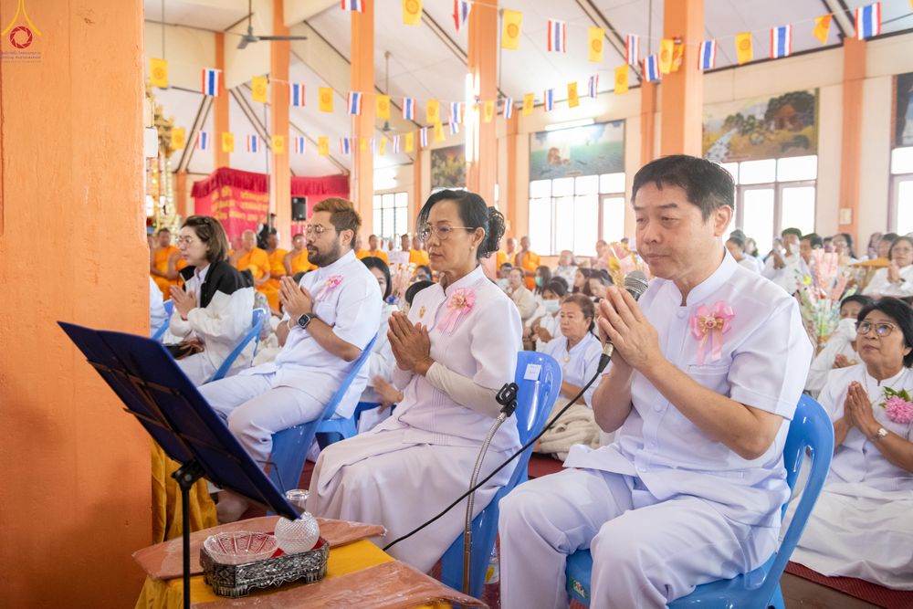 ภาพ No.293378:วันที่ 12 มกราคม พ.ศ. 2569 พิธีทอดผ้าป่าทำนุบำรุงศาสนสถาน ณ วัดผาสุการาม อ.บางเลน จ.นครปฐม ในโครงการธรรมยาตรา กตัญญูบูชา มหาปูชนียาจารย์ พระมงคลเทพมุนี(สด จนฺทสโร) พระผู้ปราบมาร อนุสรณ์สถาน 7 แห่ง ปีที่ 14