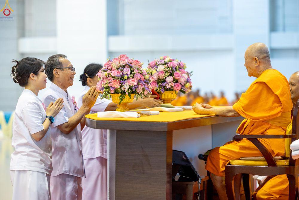 ภาพ No.281099:วันที่ 21 ธันวาคม พ.ศ.2568 พิธีมุทิตาหลวงพ่อทัตตชีโว ณ ห้องแก้วสารพัดนึก วัดพระธรรมกาย