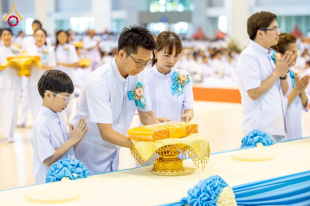 ภาพ No.264593:วันอาทิตย์ที่ 2 พฤศจิกายน พ.ศ. 2568 พิธีทอดกฐินสามัคคี ณ สภาธรรมกายสากล วัดพระธรรมกาย