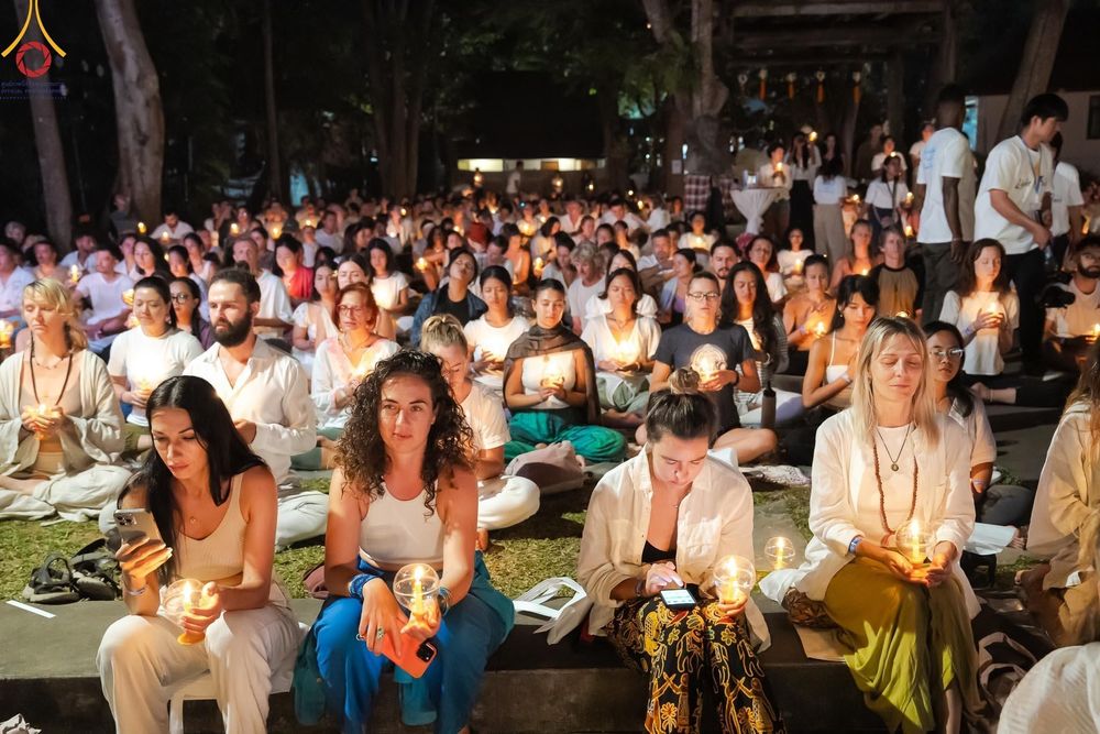 ภาพ No.156531:วัดพุทธบาหลีและวัดพระธรรมกาย จัดปฏิบัติธรรมนานาชาติ 1,151 คนจาก 78 ประเทศ ใน "วันสันติภาพสากล" ณ บาหลี อินโดนีเซีย วันเสาร์ที่ 21 กันยายน พ.ศ. 2567 เวลา 16.00-21.00 น. ณ พิพิธภัณฑ์ ARMA เมืองอูบุด จังหวัดบาหลี ประเทศอินโดนีเซีย