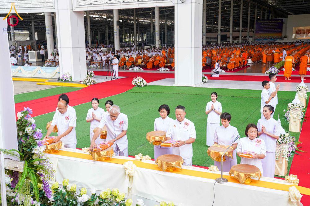 ภาพ No.316558:วันอาทิตย์ที่ 29 มีนาคม พ.ศ. 2569 พิธีทอดผ้าบังสุกุลและพิธีชำระร่าง โยมพ่อณรงค์ จินตมากุล  สิริอายุ 99 ปี 11 เดือน โยมบิดา พระครูปลัดรัตนวีรวัฒน์ (รังสฤษดิ์ อิทฺธิจินตโก) ที่ปรึกษาเจ้าคณะจังหวัดปทุมธานี เจ้าอาวาสวัดพระธรรมกาย  ณ ฌาปนสถานชั่วคราว ทางเข้า 