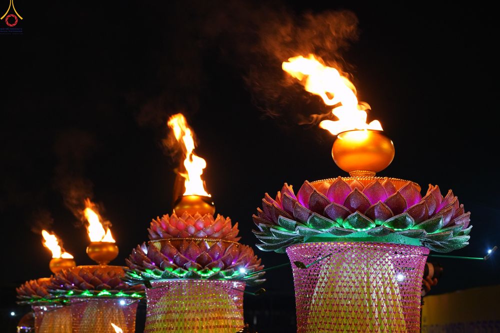 ภาพ No.308047:วันที่ 31 มกราคม พ.ศ. 2569 พิธีจุดประทีปธรรมถวายเป็นพุทธบูชา  และบูชาธรรมมหาปูชนียาจารย์ (ภาพชุดที่ 3) ณ วัดพระธรรมกาย ปทุมธานี ในโครงการธรรมยาตรา กตัญญูบูชา มหาปูชนียาจารย์ พระมงคลเทพมุนี(สด จนฺทสโร) พระผู้ปราบมาร อนุสรณ์สถาน 7 แห่ง ปีที่ 14