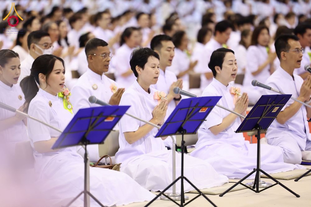 ภาพ No.318388:วันอาทิตย์ต้นเดือนที่ 5 เมษายน พ.ศ.2569 พิธีบูชาข้าวพระ ณ สภาธรรมกายสากล วัดพระธรรมกาย