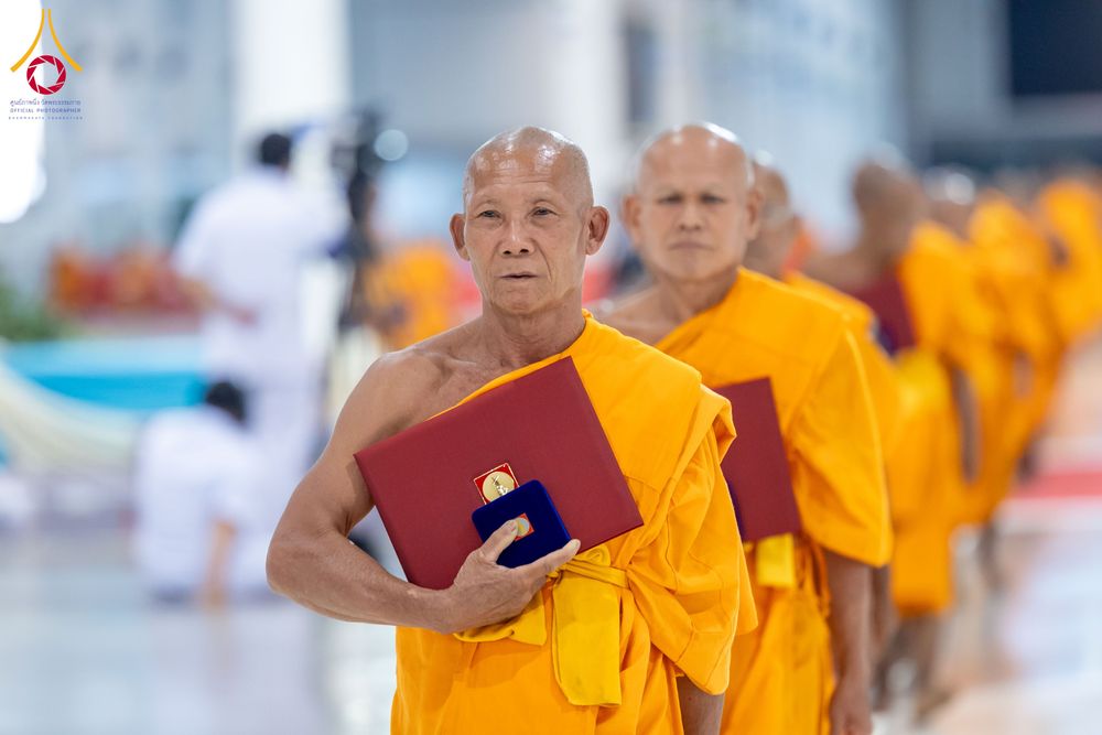 ภาพ No.308759:วันที่ 1 กุมภาพันธ์ พ.ศ. 2569 พิธีรับประกาศนียบัตร และพระของขวัญพระธรรมยาตรา ณ สภาธรรมกายสากล วัดพระธรรมกาย จ.ปทุมธานี