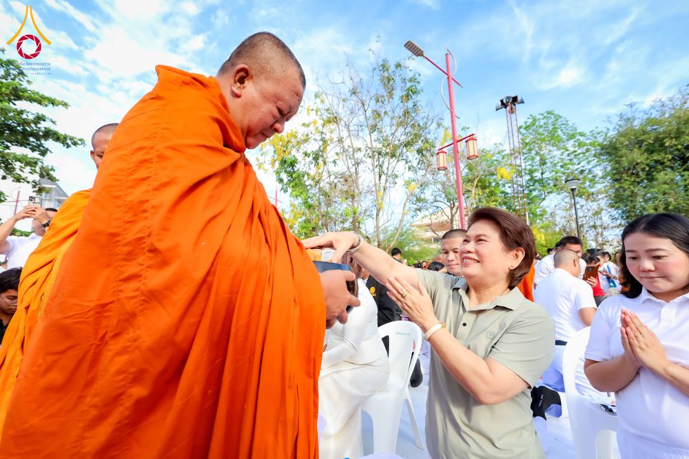 ภาพ No.313974:วันอาทิตย์ที่ 14 มีนาคม พ.ศ. 2569 ทำบุญเมืองหาดใหญ่ตักบาตรพระ 1,109 รูป เติมบุญใหญ่ หลังวิกฤตมหาอุทกภัย ณ ซุ้มประตูไชน่าทาวน์ ถนนศุภสารรังสรรค์ อ.หาดใหญ่ จ.สงขลา