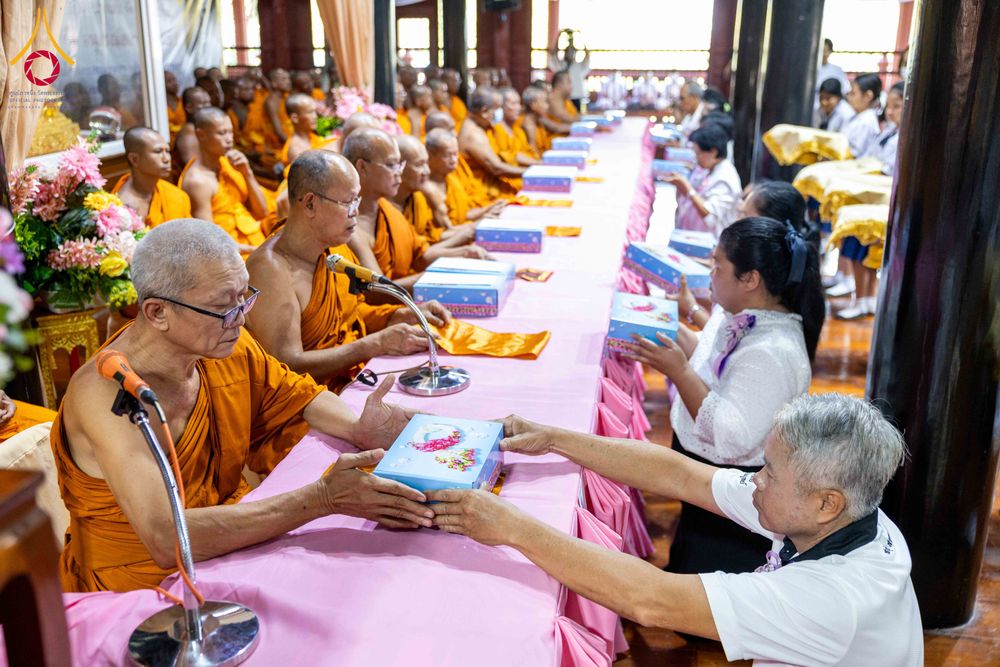 ภาพ No.300914:วันที่ 22 มกราคม พ.ศ. 2569 พิธีทอดผ้าป่าทำนุบำรุงศาสนสถาน ณ วัดบางปลา อ.บางเลน จ.นครปฐม ในโครงการธรรมยาตรา กตัญญูบูชา มหาปูชนียาจารย์ พระมงคลเทพมุนี(สด จนฺทสโร) พระผู้ปราบมาร อนุสรณ์สถาน 7 แห่ง ปีที่ 14