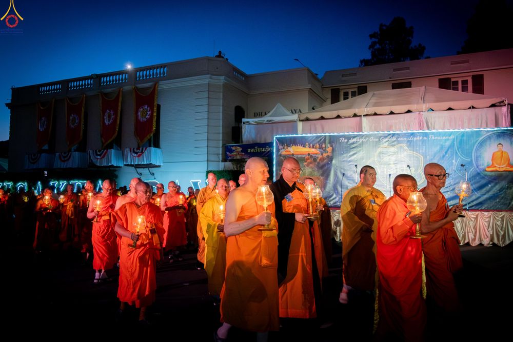 ภาพ No.332824:วันอาทิตย์ที่ 31 พฤษภาคม พ.ศ. 2569 วันวิสาขบูชา ณ วัดพระธรรมกายแคลิฟอร์เนีย  ประเทศสหรัฐอเมริกา