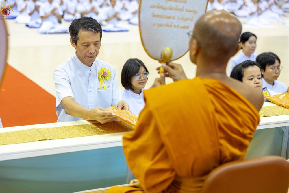 ภาพ No.339661:วันที่ 18 กรกฎาคม พ.ศ.2569 วันมหารำลึก ครั้งที่ 36 ณ ห้องแก้วสารพัดนึก 1 วัดพระธรรมกาย