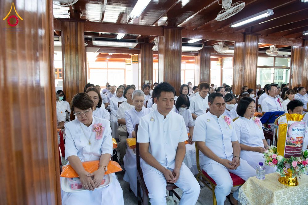 ภาพ No.304479:วันที่ 27 มกราคม พ.ศ. 2569 พิธีทอดผ้าป่าทำนุบำรุงศาสนสถาน ณ วัดปรางค์หลวง ต.บางม่วง อ.บางใหญ่ จ.นนทบุรี ในโครงการธรรมยาตรา กตัญญูบูชา มหาปูชนียาจารย์ พระมงคลเทพมุนี(สด จนฺทสโร) พระผู้ปราบมาร อนุสรณ์สถาน 7 แห่ง ปีที่ 14