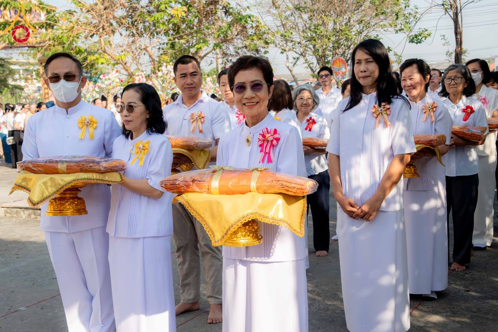 ภาพ No.305194:วันที่ 28 มกราคม พ.ศ. 2569 พิธีทอดผ้าป่าทำนุบำรุงศาสนสถาน ณ วัดเกิดการอุดม อ.คลองหลวง จ.ปทุมธานี ในโครงการธรรมยาตรา กตัญญูบูชา มหาปูชนียาจารย์ พระมงคลเทพมุนี(สด จนฺทสโร) พระผู้ปราบมาร อนุสรณ์สถาน 7 แห่ง ปีที่ 14