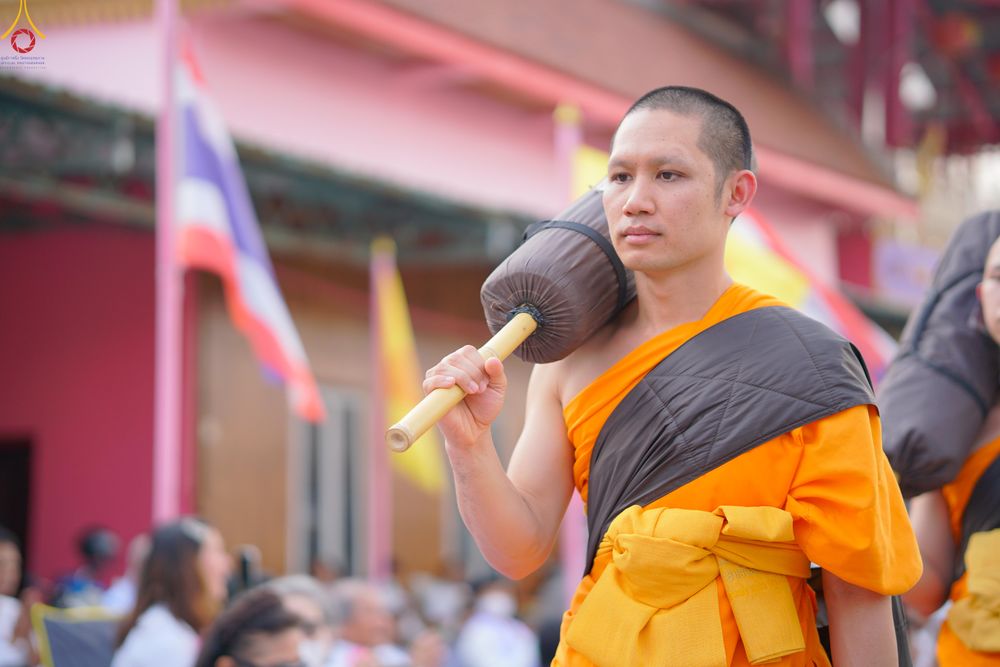 ภาพ No.295050:วันที่ 14 มกราคม พ.ศ. 2569 พิธีต้อนรับพระธรรมยาตรา อนุสรณ์สถานลำดับที่ 4  สถานที่เกิดด้วยกายธรรม ณ วัดโบสถ์บน ต.บางคูเวียง จ.นนทบุรี ในโครงการธรรมยาตรา กตัญญูบูชา มหาปูชนียาจารย์ พระมงคลเทพมุนี(สด จนฺทสโร) พระผู้ปราบมาร อนุสรณ์สถาน 7 แห่ง ปีที่ 14