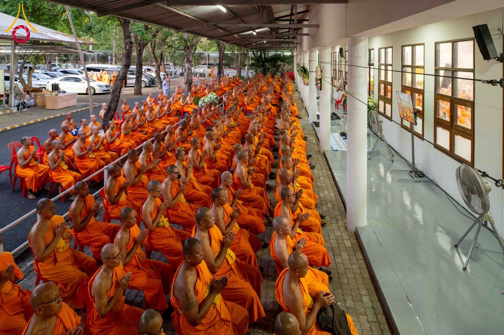 ภาพ No.314695:วันเสาร์ที่ 21 มีนาคม พ.ศ. 2569 พิธีบำเพ็ญกุศล คุณพ่อณรงค์ จินตมากุล  สิริอายุ 99 ปี 11 เดือน โยมบิดา พระครูปลัดรัตนวีรวัฒน์ (รังสฤษดิ์ อิทฺธิจินตโก) ที่ปรึกษาเจ้าคณะจังหวัดปทุมธานี เจ้าอาวาสวัดพระธรรมกาย  ณ ห้องปลูกศรัทธา 2 วัดพระธรรมกาย ปทุมธานี