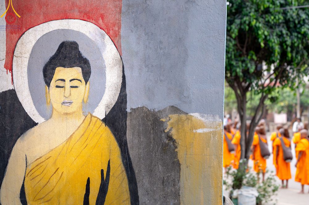 ภาพ No.317014:วันเสาร์ที่ 28 มีนาคม พ.ศ.2569 ธรรมยาตราจาริก ณ ซุ้มประตูลุมพินีเกต(Lumbini Gate) ประเทศเนปาล