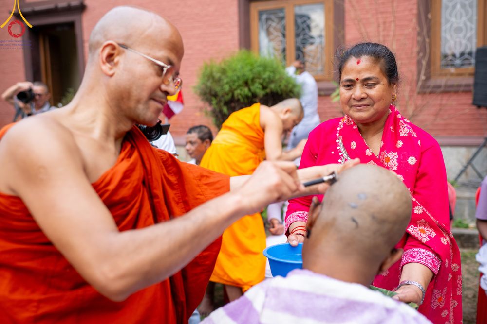 ภาพ No.313377:วันพุธที่ 11 มีนาคม พ.ศ. 2569 พิธีตัดปอยผมโครงการบรรพชาสามเณร  ณ วัดอเชศวร (Aksheswar Mahavihar) ประเทศเนปาล