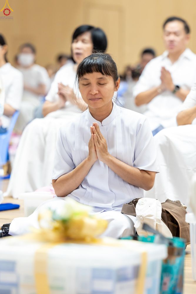 ภาพ No.280543:วันที่ 28 ธันวาคม พ.ศ.2568 พิธีถวายอุปกรณ์ทำความสะอาด ณ ห้องแก้วสารพัดนึก วัดพระธรรมกาย