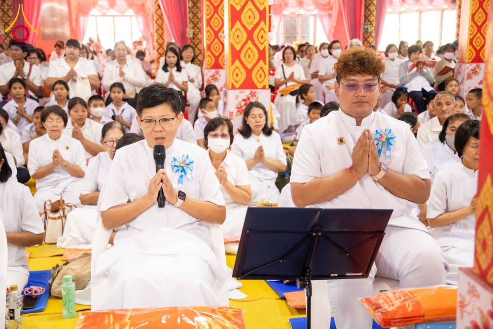 ภาพ No.303734:วันที่ 27 มกราคม พ.ศ. 2569 พิธีทอดผ้าป่าทำนุบำรุงศาสนสถาน ณ วัดตะเคียน อ.บางกรวย จ.นนทบุรี ในโครงการธรรมยาตรา กตัญญูบูชา มหาปูชนียาจารย์ พระมงคลเทพมุนี(สด จนฺทสโร) พระผู้ปราบมาร อนุสรณ์สถาน 7 แห่ง ปีที่ 14