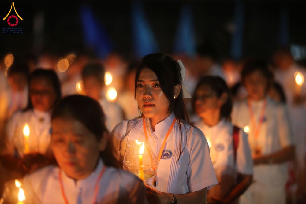 ภาพ No.312281:วันอังคารที่ 3 มีนาคม พ.ศ.2569 พิธีเวียนประทักษิณและจุดมาฆประทีป (ภาพชุดที่ 2) ณ ลานธรรมพระมหาธรรมกายเจดีย์ วัดพระธรรมกาย