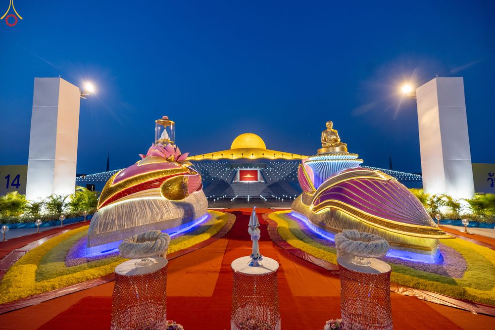 ภาพ No.308011:วันที่ 31 มกราคม พ.ศ. 2569 พิธีจุดประทีปธรรมถวายเป็นพุทธบูชา  และบูชาธรรมมหาปูชนียาจารย์ (ภาพชุดที่ 3) ณ วัดพระธรรมกาย ปทุมธานี ในโครงการธรรมยาตรา กตัญญูบูชา มหาปูชนียาจารย์ พระมงคลเทพมุนี(สด จนฺทสโร) พระผู้ปราบมาร อนุสรณ์สถาน 7 แห่ง ปีที่ 14