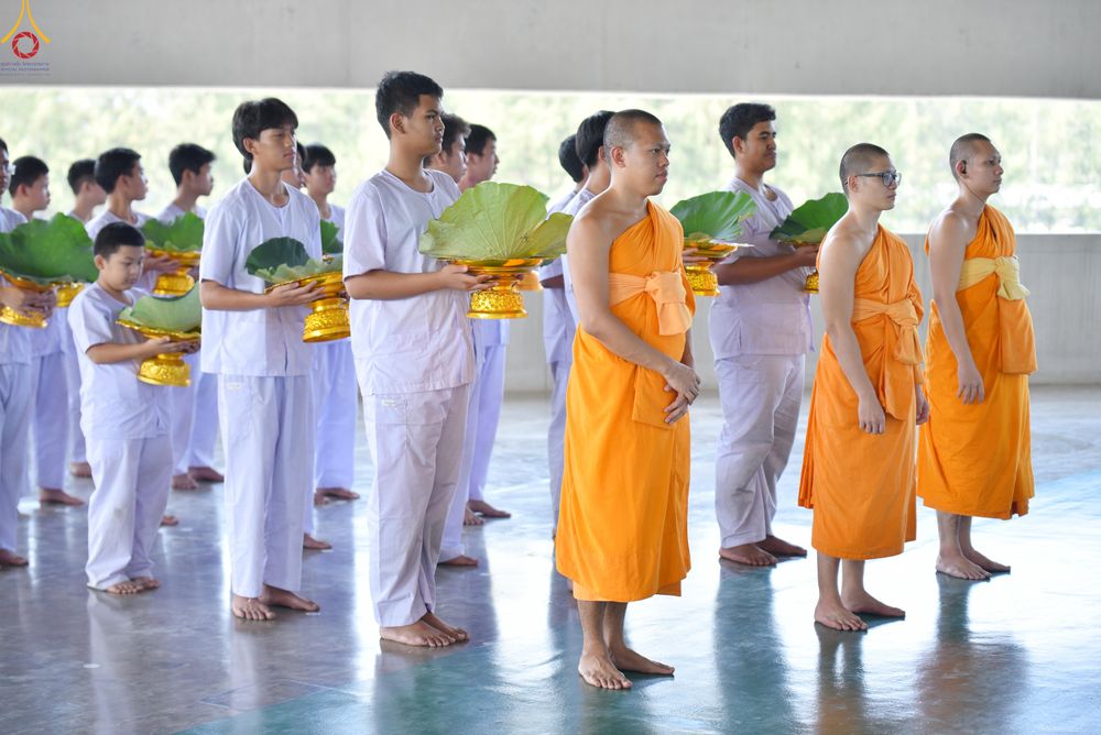 ภาพ No.316748:วันเสาร์ที่ 28 มีนาคม พ.ศ.2569 พิธีปลงผมนาคธรรมทายาท โครงการสามเณรยุวธรรมทายาท รุ่นที่ 34 โครงการสามเณรมัชฌิมธรรมทายาท รุ่นที่ 30 ณ มหารัตนวิหารคด 13 วัดพระธรรมกาย