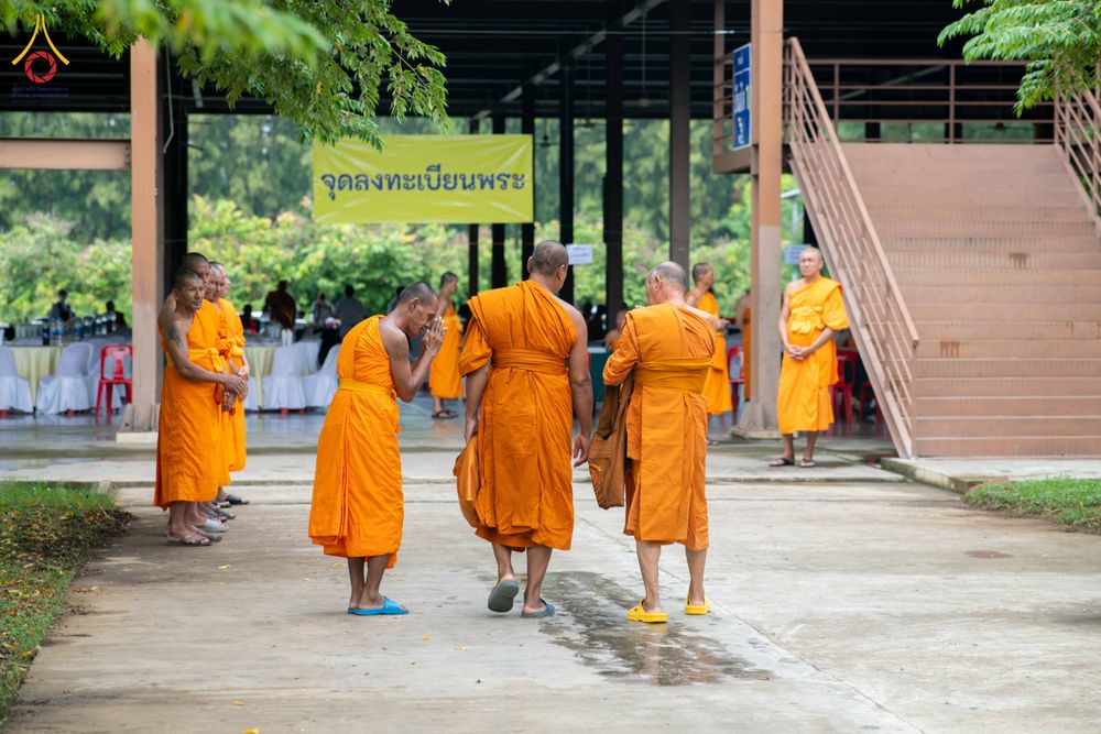 ภาพ No.342654:วันเสาร์ที่ 8 สิงหาคม พ.ศ. 2569  พิธีทักษิณานุปทาน แด่บรรพชนตระกูลผ่องสวัสดิ์และหมู่ญาติที่ล่วงลับไปแล้ว ครั้งที่ 21 ณ พระมหาเจดีย์ทัตตชีโว ศูนย์อบรมเยาวชนกาญจนบุรี