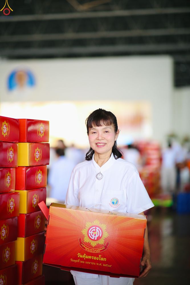 ภาพ No.320580:วันที่ 10 เมษายน พ.ศ.2569 การเตรียมกล่องไทยธรรม เพื่องานถวายมหาสังฆทาน 40,000 กว่าวัดทั่วประเทศ วันคุ้มครองโลก 22 เมษายน พ.ศ.2569 วัดพระธรรมกาย