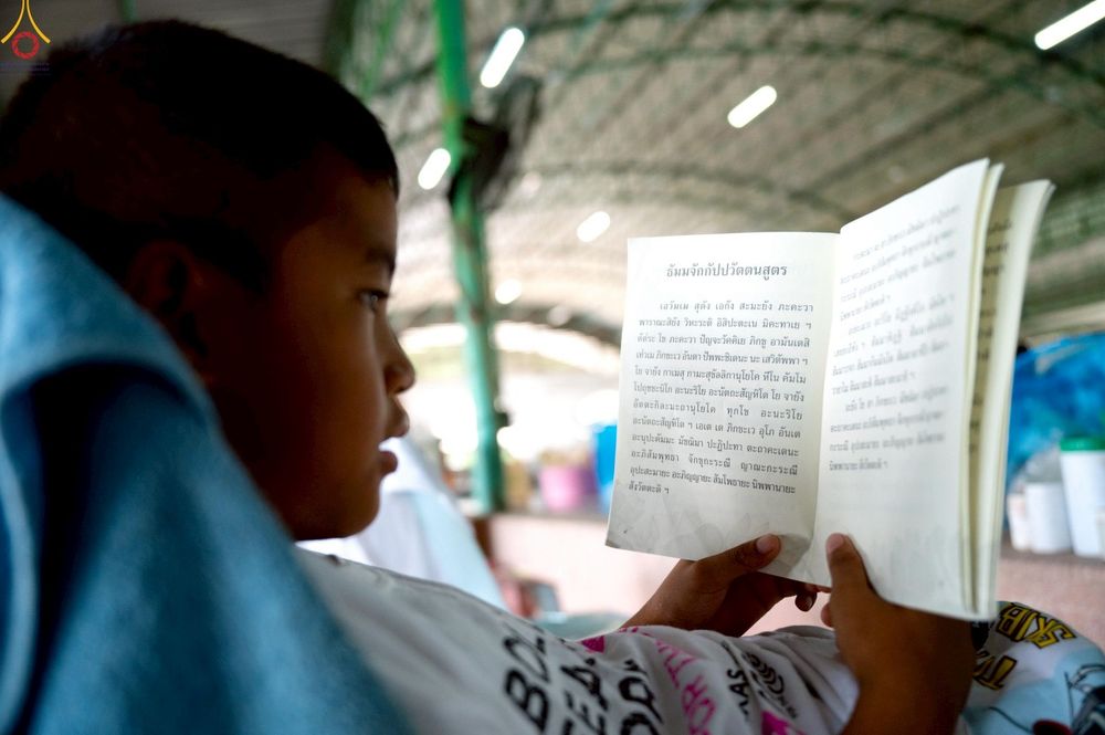 ภาพ No.235435:วันที่ 30-31 กรกฎาคม พ.ศ. 2568 วัดพระธรรมกาย มูลนิธิธรรมกาย ร่วมกับศูนย์ส่งเสริมศีลธรรมจังหวัดสุรินทร์ เปิดศูนย์พักพิงชั่วคราวเพื่อช่วยเหลือประชาชน ผู้อพยพจากเหตุปะทะกันตามแนวชายแดน ไทย-กัมพูชา ตั้งแต่วันที่ 24 กรกฎาคม พ.ศ.2568 เป็นต้นไป