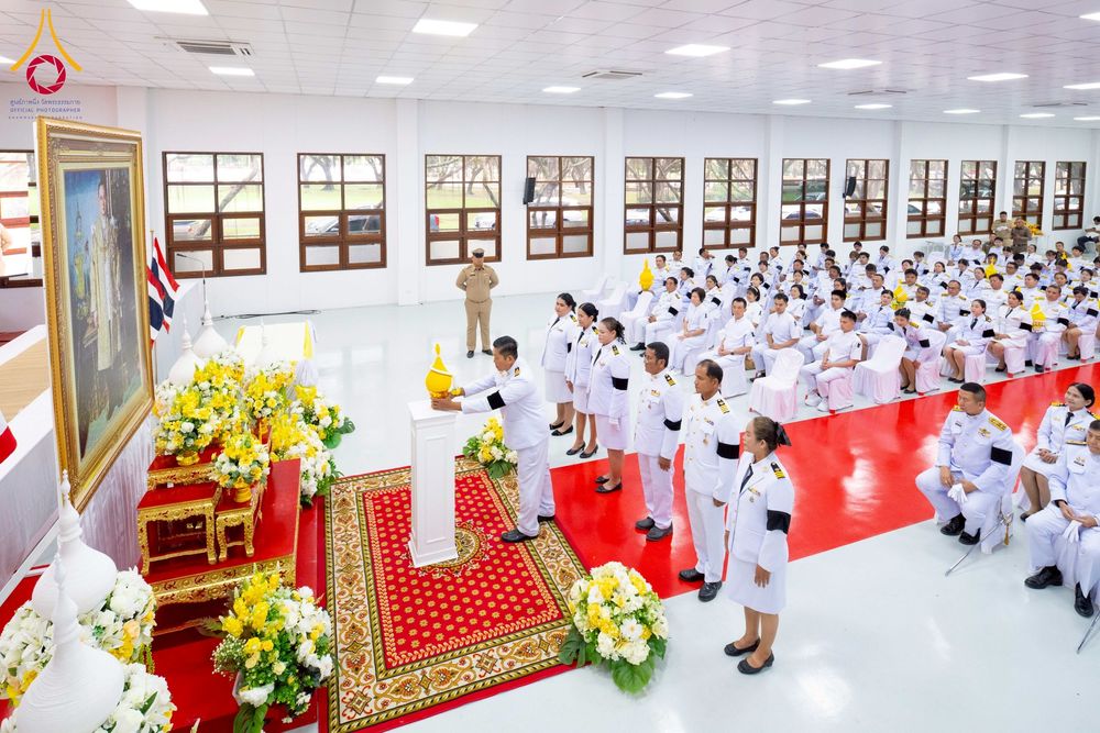 ภาพ No.276052:วันที่ 5 ธันวาคม พ.ศ. 2568 พสกนิกรอำเภอคลองหลวง พร้อมใจบำเพ็ญกุศลอุทิศถวาย “ในหลวงรัชกาลที่ 9” น้อมรำลึกในพระมหากรุณาธิคุณ เนื่องในวันคล้ายวันพระบรมราชสมภพ วันชาติ และวันพ่อแห่งชาติ ณ อาคารปลูกศรัทธา 2 วัดพระธรรมกาย อำเภอคลองหลวง จังหวัดปทุมธานี