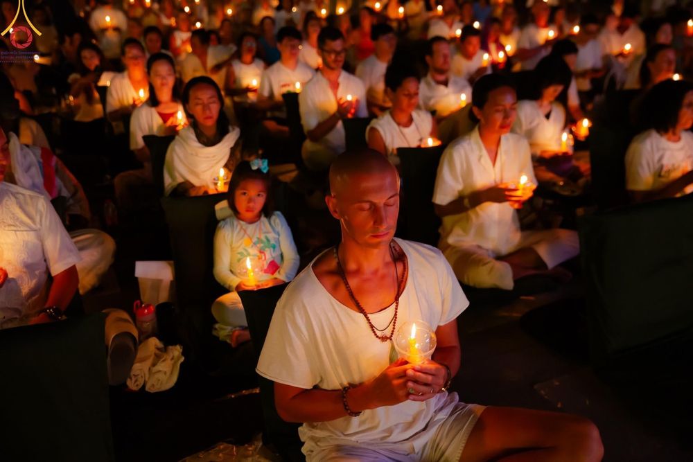 ภาพ No.156549:วัดพุทธบาหลีและวัดพระธรรมกาย จัดปฏิบัติธรรมนานาชาติ 1,151 คนจาก 78 ประเทศ ใน "วันสันติภาพสากล" ณ บาหลี อินโดนีเซีย วันเสาร์ที่ 21 กันยายน พ.ศ. 2567 เวลา 16.00-21.00 น. ณ พิพิธภัณฑ์ ARMA เมืองอูบุด จังหวัดบาหลี ประเทศอินโดนีเซีย