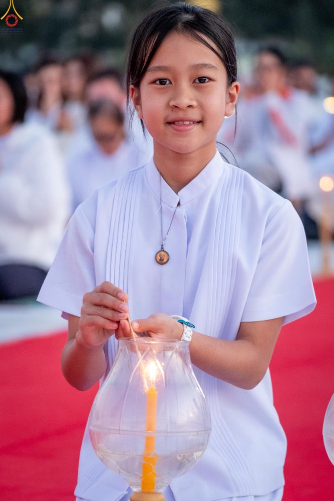 ภาพ No.302196:วันที่ 23 มกราคม พ.ศ. 2569 พิธีจุดประทีปธรรมถวายเป็นพุทธบูชา (ภาพชุดที่ 2) และบูชาธรรมมหาปูชนียาจารย์  ณ อนุสรณ์สถานลำดับที่ 5 สถานที่เผยแผ่วิชชาธรรมกายครั้งแรก อนุสรณ์สถานบางปลา วัดบางปลา อำเภอบางเลน จังหวัดนครปฐม ในโครงการธรรมยาตรา กตัญญูบูชา มหาปูชนีย