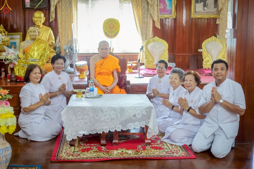 ภาพ No.251933:วันที่ 10 ตุลาคม พ.ศ. 2568 พิธีทอดกฐินสามัคคีทั่วไทย 30,000 วัด โดยคณะศิษยานุศิษย์ บูชาธรรม 81 ปี หลวงพ่อธัมมชโย  ร่วมกับ มหาวิทยาลัยนเรศวร  ณ วัดศรีรัตนาราม(จูงนาง) ต.ท่าทอง อ.เมือง จ.พิษณุโลก