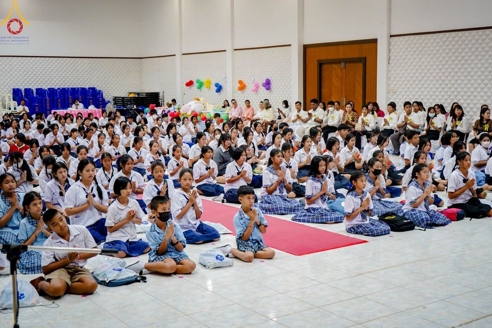 ภาพ No.105087:วันรวมพลังเด็กดี V-star ผู้นำฟื้นฟูศีลธรรมโลก จังหวัดภูเก็ต วันที่ 19 ธันวาคม พ.ศ. 2566 ณ โรงเรียนเมืองถลาง จ.ภูเก็ต