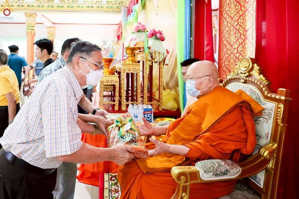 ภาพ No.250225:วันพุธที่ 8 ตุลาคม พ.ศ. 2568 พิธีทอดกฐินสามัคคีทั่วไทย 30,000 วัด โดยคณะศิษยานุศิษย์ บูชาธรรม 81 ปี หลวงพ่อธัมมชโย ณ วัดทัศนารุณสุนทริการาม กรุงเทพฯ