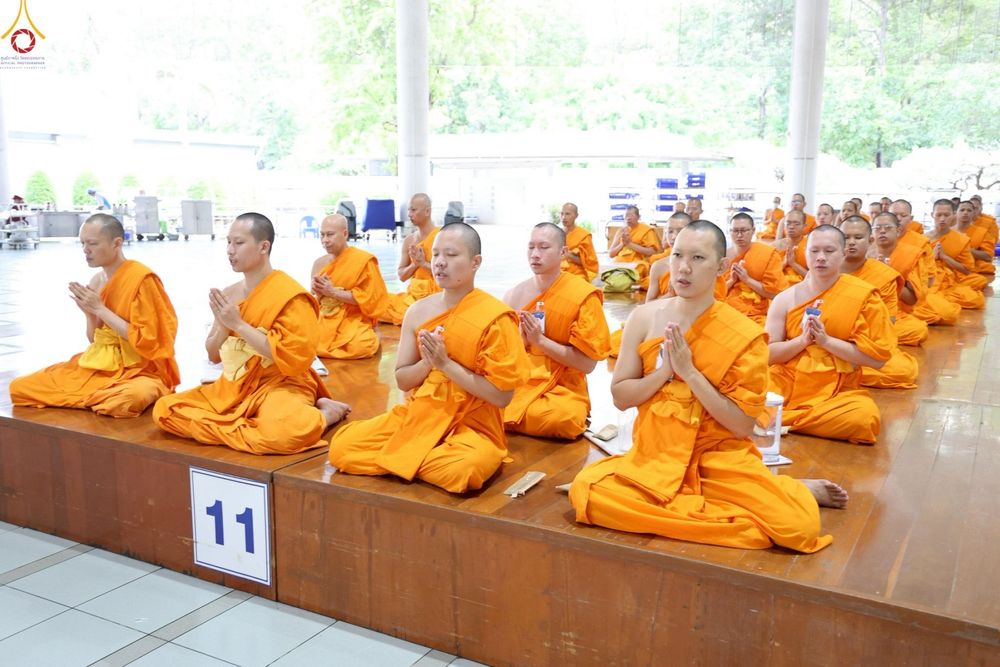 ภาพ No.231871:วันที่ 5 กรกฎาคม พ.ศ. 2568 พิธีถวายภัตตาหารเมนูสวรรค์ เพื่อการบรรลุธรรม ณ หอฉันคุณยายอาจารย์ฯ วัดพระธรรมกาย