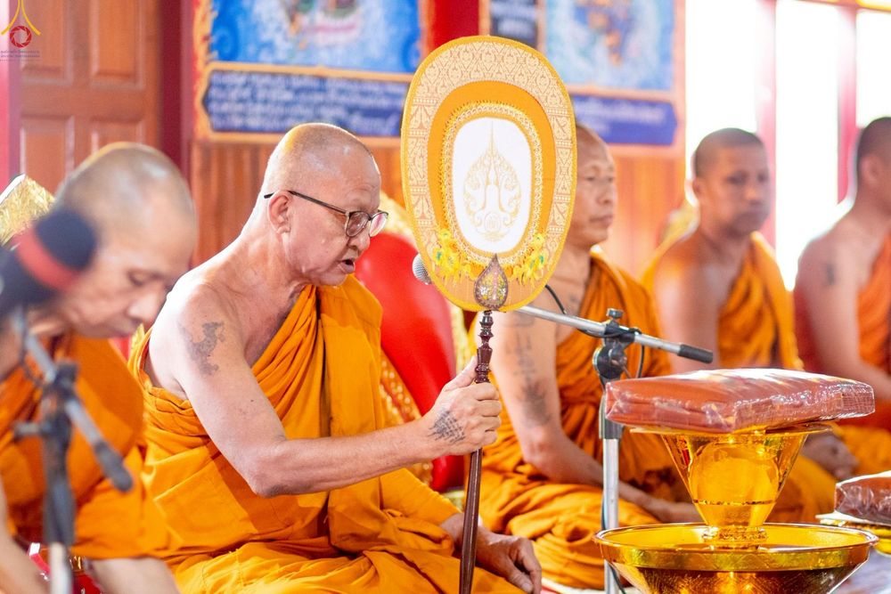 ภาพ No.253331:วันที่ 12 ตุลาคม พ.ศ. 2568 พิธีทอดกฐินสามัคคีทั่วไทย 30,000 วัด โดยคณะศิษยานุศิษย์ บูชาธรรม 81 ปี หลวงพ่อธัมมชโย ณ วัดกลางทุ่ง อ.มหาราช จ.พระนครศรีอยุธยา