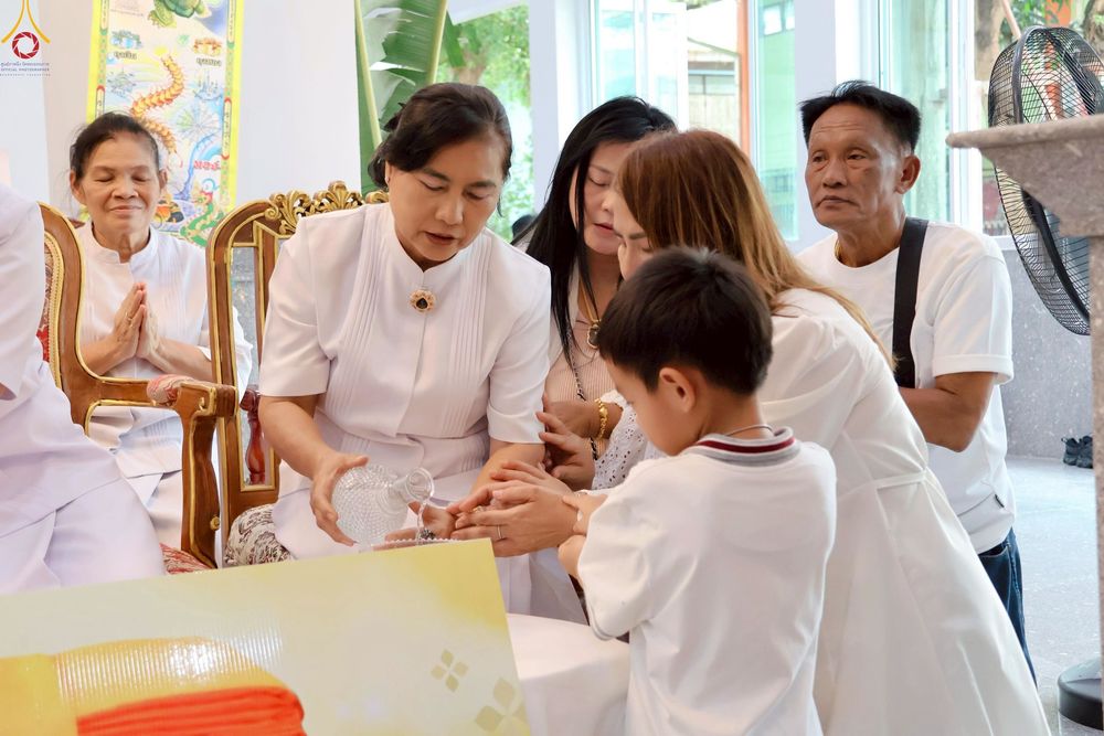 ภาพ No.252185:วันที่ 11 ตุลาคม พ.ศ. 2568 พิธีทอดกฐินสามัคคีทั่วไทย 30,000 วัด โดยคณะศิษยานุศิษย์ บูชาธรรม 81 ปี หลวงพ่อธัมมชโย ณ วัดราษฎร์รังสรรค์ อ.พระประแดง จ.สมุทรปราการ