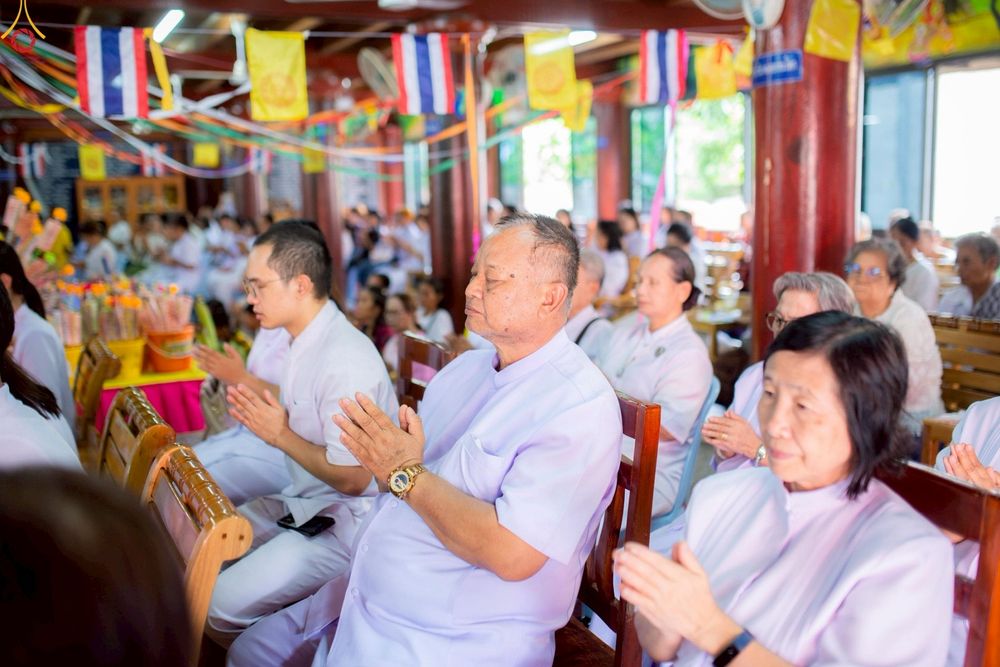 ภาพ No.254695:วันที่ 13 ตุลาคม พ.ศ. 2568 พิธีทอดกฐินสามัคคีทั่วไทย 30,000 วัด โดยคณะศิษยานุศิษย์ บูชาธรรม 81 ปี หลวงพ่อธัมมชโย ณ วัดบึงไทย จ.นครราชสีมา