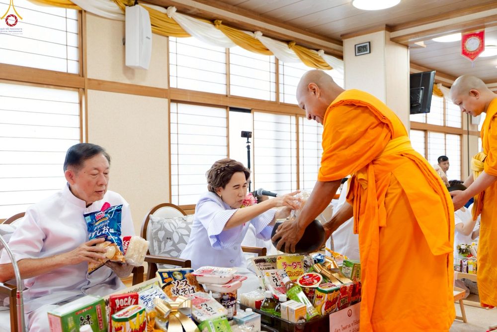 ภาพ No.261737:วันที่ 17 ตุลาคม พ.ศ. 2568 พิธีทอดกฐินวัดพระธรรมกายนางาโน่ ประเทศญี่ปุ่น  "เชื่อมสายบุญพระผู้ปราบมาร" บูชาธรรม 141 ปี พระมงคลเทพมุนี (สด จนฺทสโร)