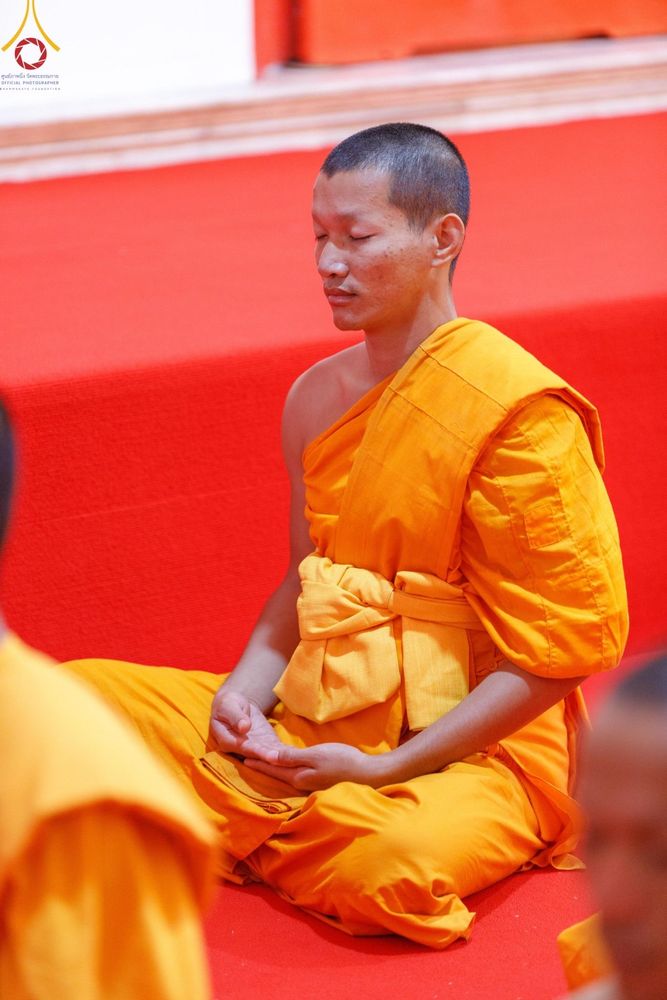 ภาพ No.194151:พระธรรมยาตราปฏิบัติธรรม และถ่ายภาพหมู่ประวัติศาสตร์ ณ วัดสองพี่น้อง ต.ต้นตาล อ.สองพี่น้อง จ.สุพรรณบุรี ในโครงการธรรมยาตรา กตัญญูบูชา มหาปูชนียาจารย์ พระมงคลเทพมุนี(สด จนฺทสโร) พระผู้ปราบมาร อนุสรณ์สถาน 7 แห่ง ปีที่ 13 วันที่ 12 มกราคม พ.ศ. 2568