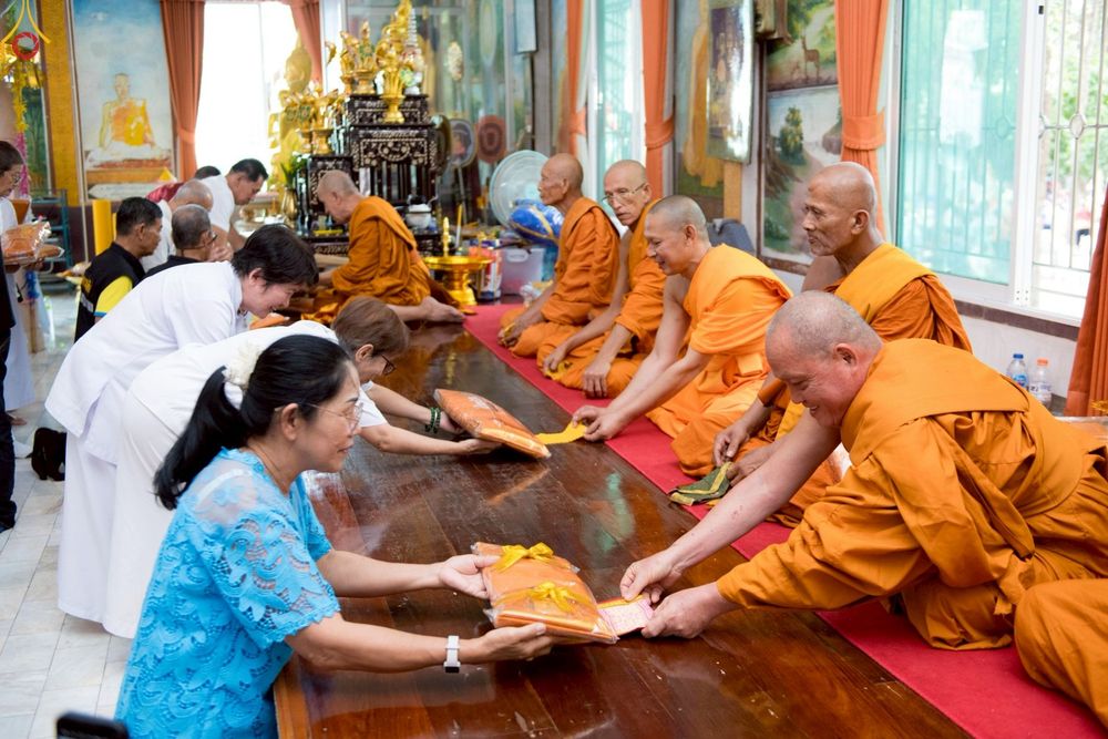 ภาพ No.267867:วันที่ 25 ตุลาคม พ.ศ. 2568 พิธีทอดกฐินสามัคคีทั่วไทย ณ วัดหนองทรายขาว ต.หนองเต่า อ.บ้านหมี่ จ.ลพบุรี โดยคณะศิษยานุศิษย์ บูชาธรรม 81 ปี หลวงพ่อธัมมชโย