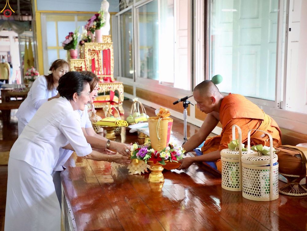 ภาพ No.254591:วันที่ 12 ตุลาคม พ.ศ. 2568 พิธีทอดกฐินสามัคคีทั่วไทย 30,000 วัด โดยคณะศิษยานุศิษย์ บูชาธรรม 81 ปี หลวงพ่อธัมมชโย ณ วัดป่าพระเจ้า อ.ศรีประจันต์ จ.สุพรรณบุรี