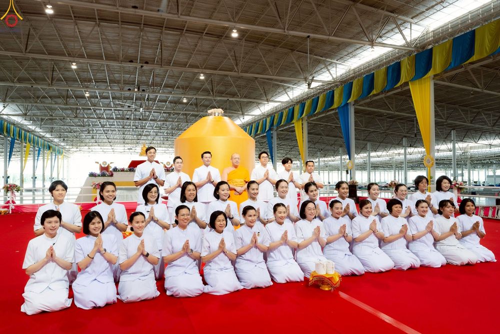 ภาพ No.247033:วันที่ 21 กันยายน พ.ศ. 2568 งานบุญวันอาทิตย์ พิธีจุดเทียนใจ ไฟนิรันด์ อนันตชัย ณ วัดพระธรรมกาย จ.ปทุมธานี