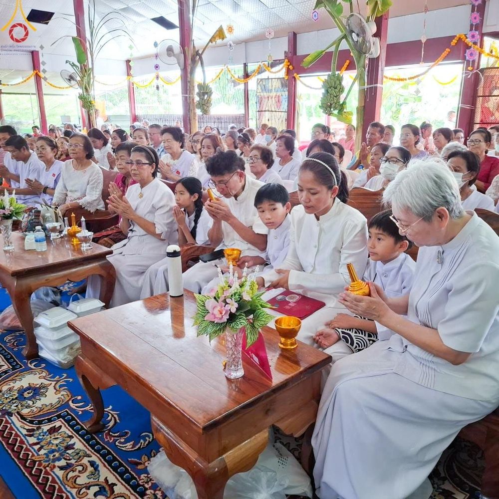ภาพ No.164235:พิธีทอดกฐิน ณ วัดโคกสว่างสามัคคี อ.เมืองเพชรบูรณ์ จ.เพชรบูรณ์ ในโครงการกฐินสามัคคีทั่วไทย 30,000 วัด บูชาธรรม 80 ปี หลวงพ่อธัมมชโย โดย คณะศิษยานุศิษย์วัดพระธรรมกาย วันที่ 20 ตุลาคม พ.ศ. 2567