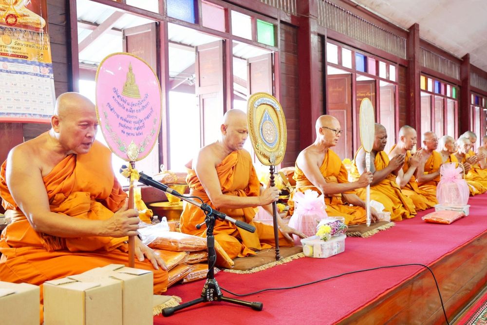 ภาพ No.254557:วันที่ 12 ตุลาคม พ.ศ. 2568 พิธีทอดกฐินสามัคคีทั่วไทย 30,000 วัด โดยคณะศิษยานุศิษย์ บูชาธรรม 81 ปี หลวงพ่อธัมมชโย ณ วัดนาคูโมทนามัยปุญญาราม ตำบลบางพระ อำเภอเมืองฉะเชิงเทรา จังหวัดฉะเชิงเทรา