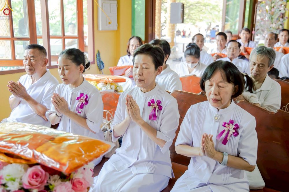 ภาพ No.267089:วันที่ 26 ตุลาคม พ.ศ. 2568 พิธีทอดกฐินสามัคคีทั่วไทย ณ วัดหนองม่วง อ.เฉลิมพระเกียรติ จ.สระบุรี โดยคณะศิษยานุศิษย์ บูชาธรรม 81 ปี หลวงพ่อธัมมชโย