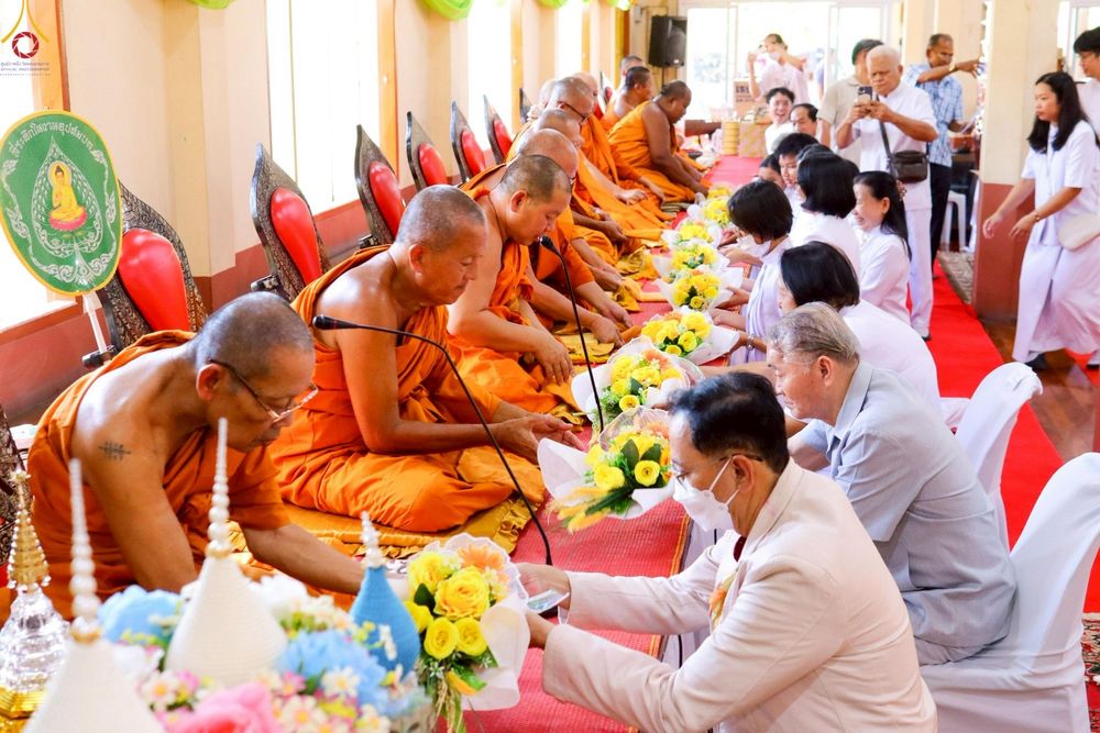 ภาพ No.259035:วันที่ 19 ตุลาคม พ.ศ. 2568 พิธีทอดกฐินสามัคคีทั่วไทย 30,000 วัด โดยคณะศิษยานุศิษย์ บูชาธรรม 81 ปี หลวงพ่อธัมมชโย ณ วัดสุคันธาราม อ.วังน้อย จ.พระนครศรีอยุธยา