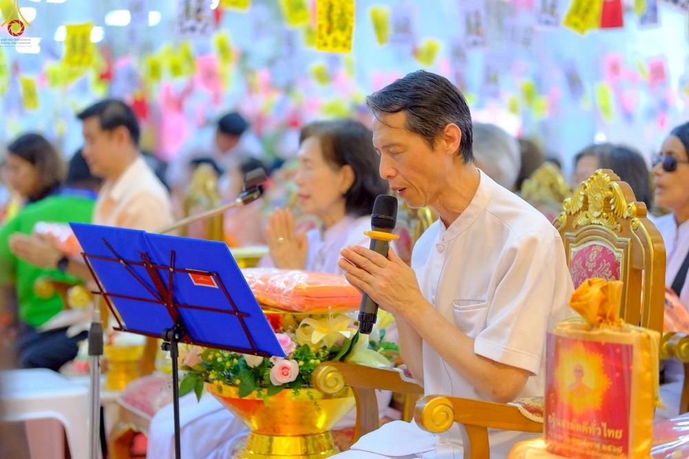 ภาพ No.251347:วันที่ 8 ตุลาคม พ.ศ. 2568 พิธีทอดกฐินสามัคคีทั่วไทย 30,000 วัด โดยคณะศิษยานุศิษย์ บูชาธรรม 81 ปี หลวงพ่อธัมมชโย ณ วัดทองบน กรุงเทพฯ