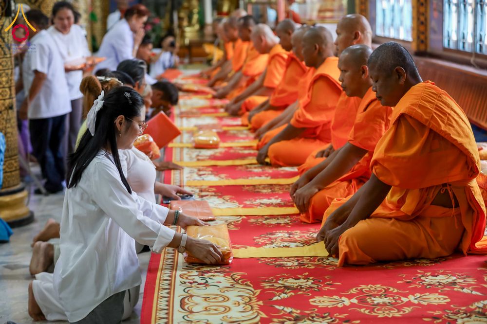 ภาพ No.341699:วันเสาร์ที่ 25 กรกฎาคม พ.ศ.2569  พิธีอุปสมบทหมู่พระธรรมทายาท รุ่นเข้าพรรษา ประจำปี 2569 จำนวน 20 รูป จัดโดย ธุดงคสถานพิษณุโลก  ณ พัทธสีมา วัดเกาะแก้วประชานุรักษ์ ต.ชัยนาม อ.วังทอง จ.พิษณุโลก