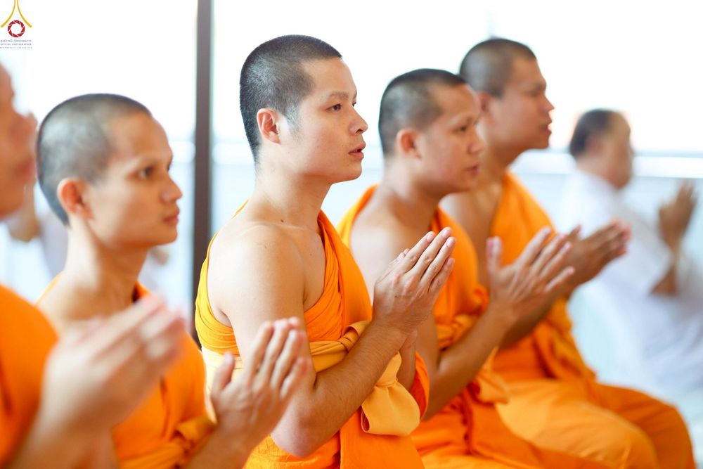 ภาพ No.249230:วันที่ 20 กันยายน พ.ศ. 2568 พิธีประดิษฐานรูปหล่อหลวงปู่วัดปากน้ำ ภาษีเจริญ ณ วิหารพระมงคลเทพมุนี (สด จนฺทสโร) ศูนย์ปฏิบัติธรรมภูเก็ต จ.ภูเก็ต