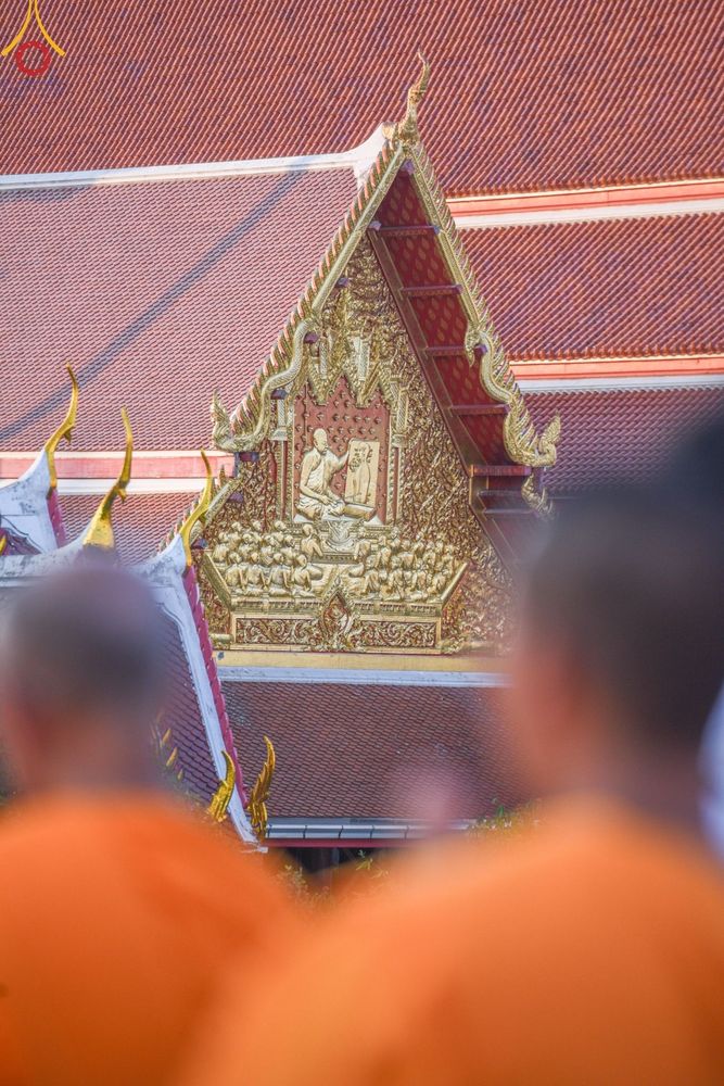 ภาพ No.201348:พระธรรมยาตราปฏิบัติธรรม และถ่ายภาพหมู่ประวัติศาสตร์ ณ อาคารธรรมยาตรา กตัญญูบูชามหาปูชนียาจารย์  ตรงข้ามวัดปากน้ำภาษีเจริญ จ.กรุงเทพมหานคร ในโครงการธรรมยาตรา กตัญญูบูชา มหาปูชนียาจารย์ พระมงคลเทพมุนี(สด จนฺทสโร) พระผู้ปราบมาร อนุสรณ์สถาน 7 แห่ง ปีที่ 13